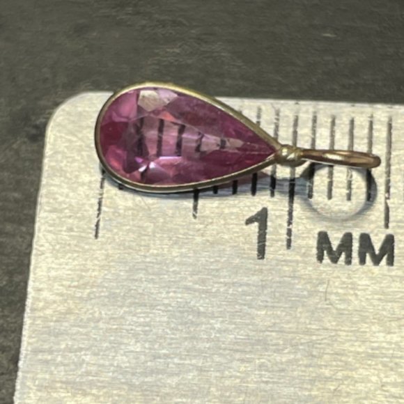 1.3CT Natural Vibrant Pink Tourmaline Pear 14K Yellow Gold Pendant 14x7mm - Picture 2 of 5